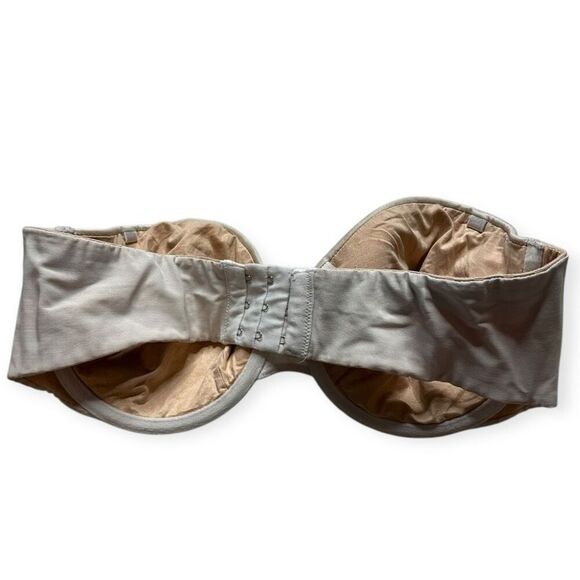 VICTORIA’S SECRET Women’s Nude Biofit Multi-way Strapless Bra Size 34D - Picture 2 of 3